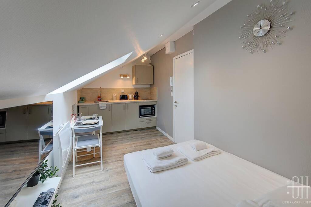 Sakura - Face Gare Apartment Tours Ngoại thất bức ảnh